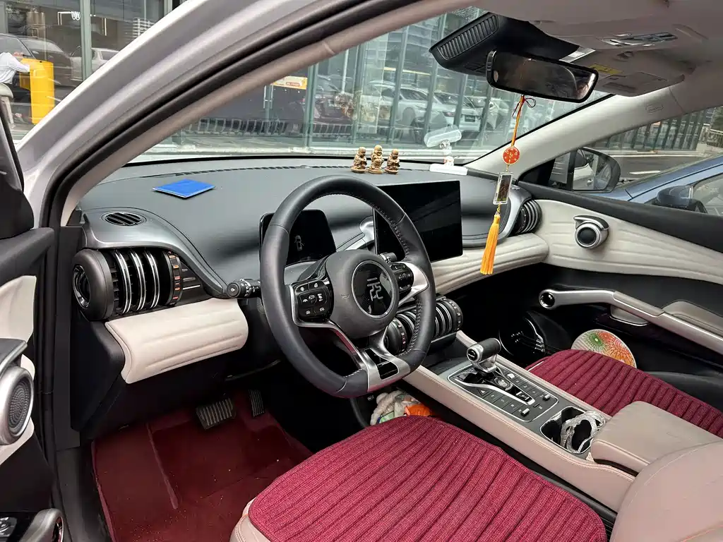 BYD Yuan Plus — миниатюра 6