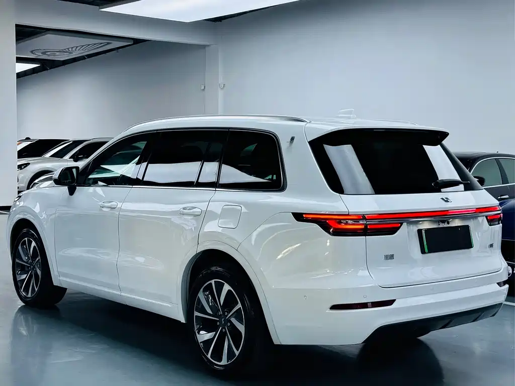 Li Auto Li ONE — миниатюра 13