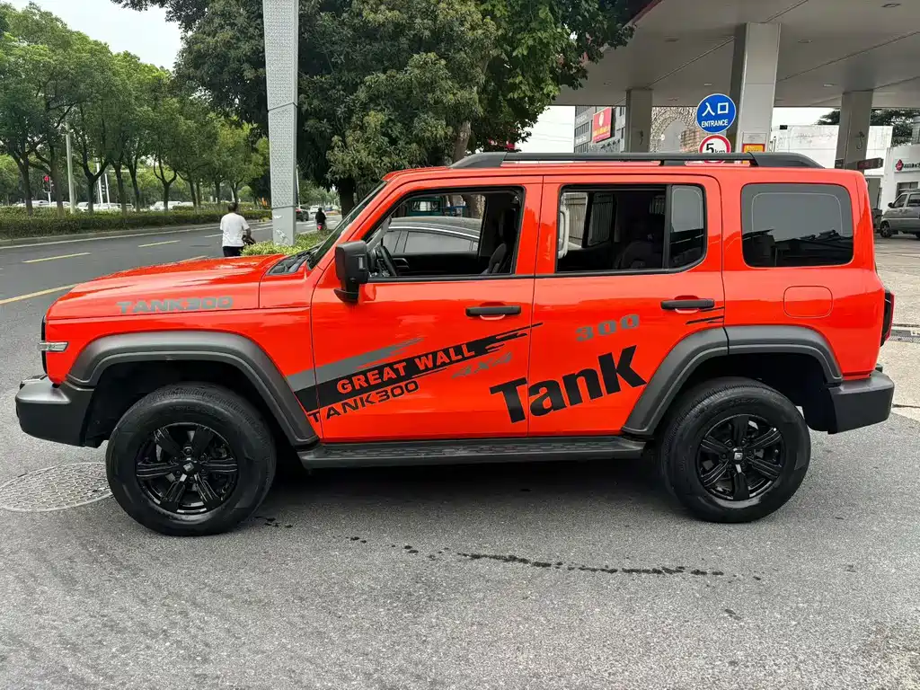 Tank Tank 300 — миниатюра 4