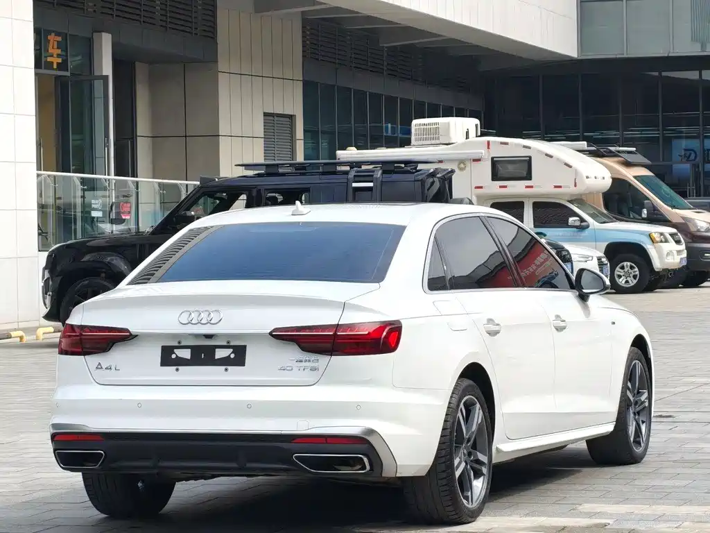 Audi A4L — миниатюра 6