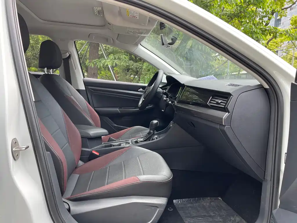 Volkswagen Bora 2021 1.5L AT Fashion Smart Connect