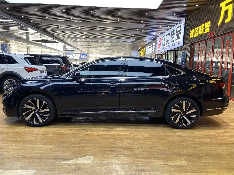 Volkswagen Passat — миниатюра 23