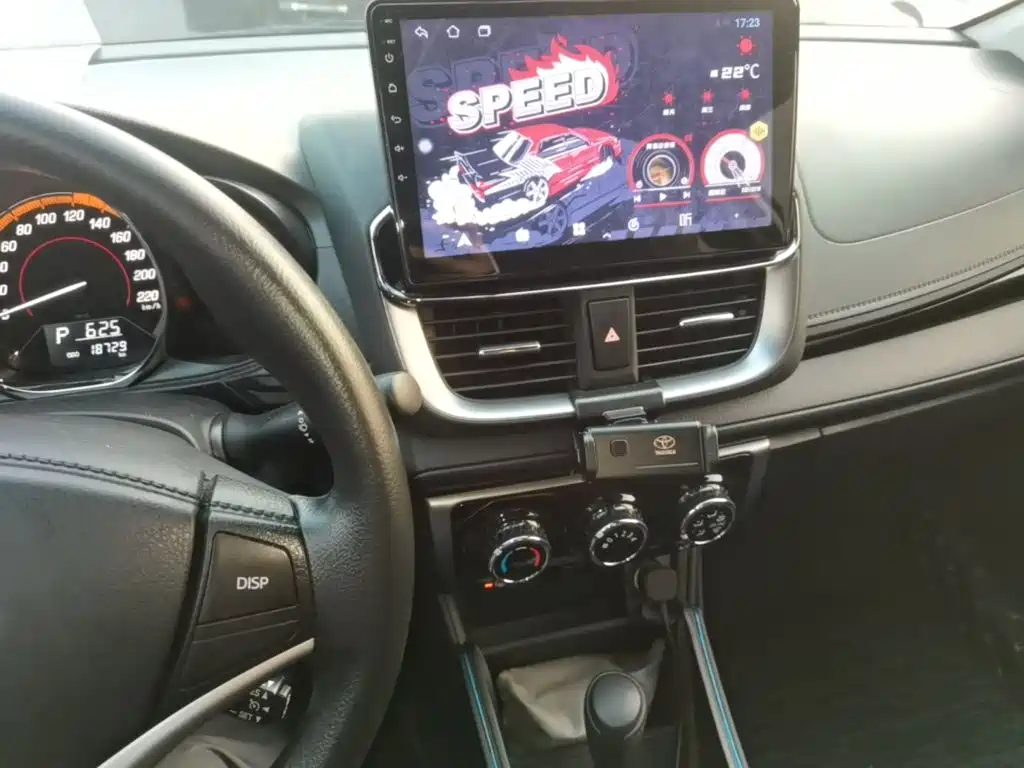 Toyota Yaris L — миниатюра 13
