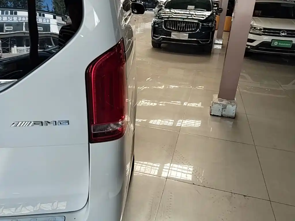 Mercedes-Benz V-Class — миниатюра 8