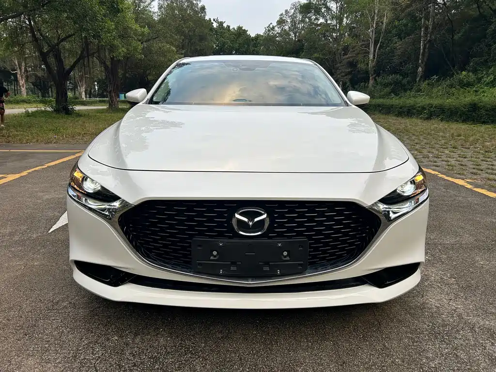 Mazda 3 Axela — миниатюра 2