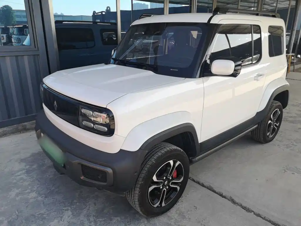 Baojun Yueye — миниатюра 2