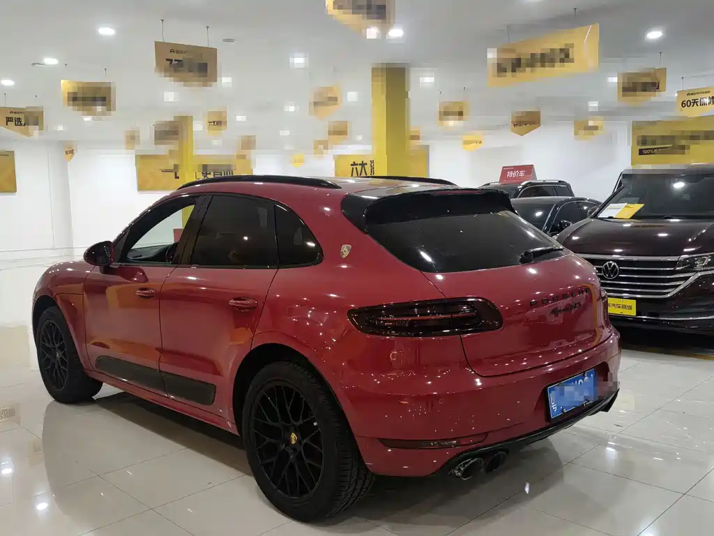 Porsche Macan — миниатюра 4