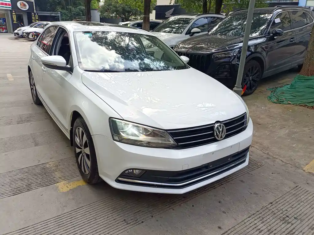 Volkswagen Sagitar — миниатюра 3