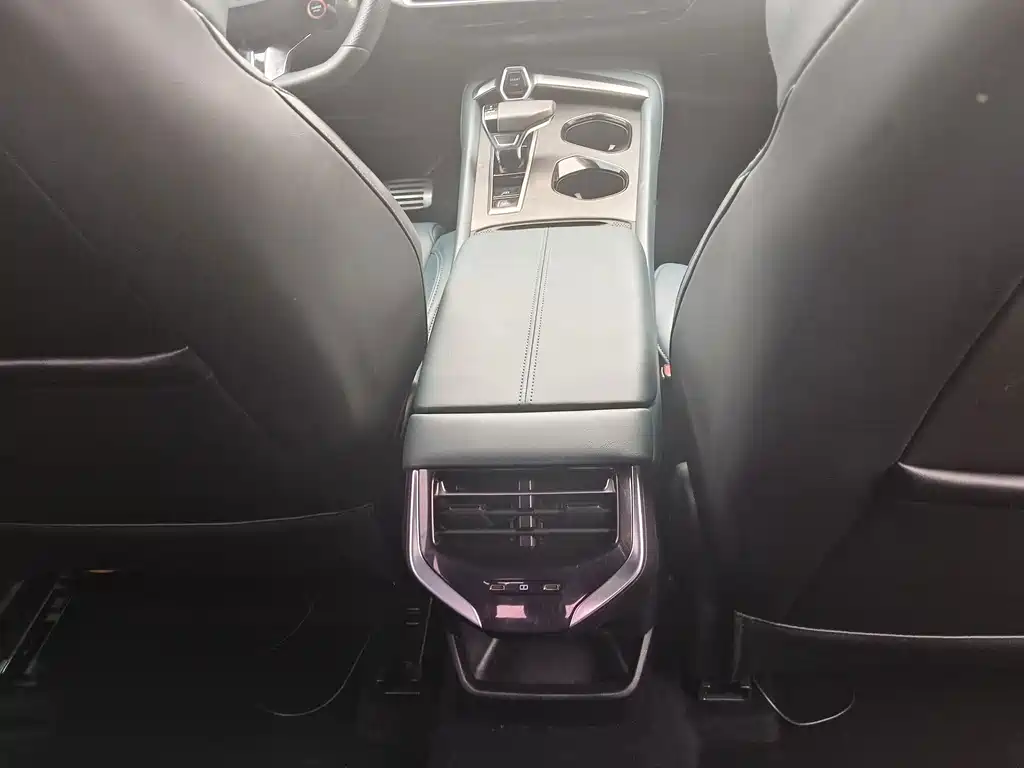 MG MG7 — миниатюра 12