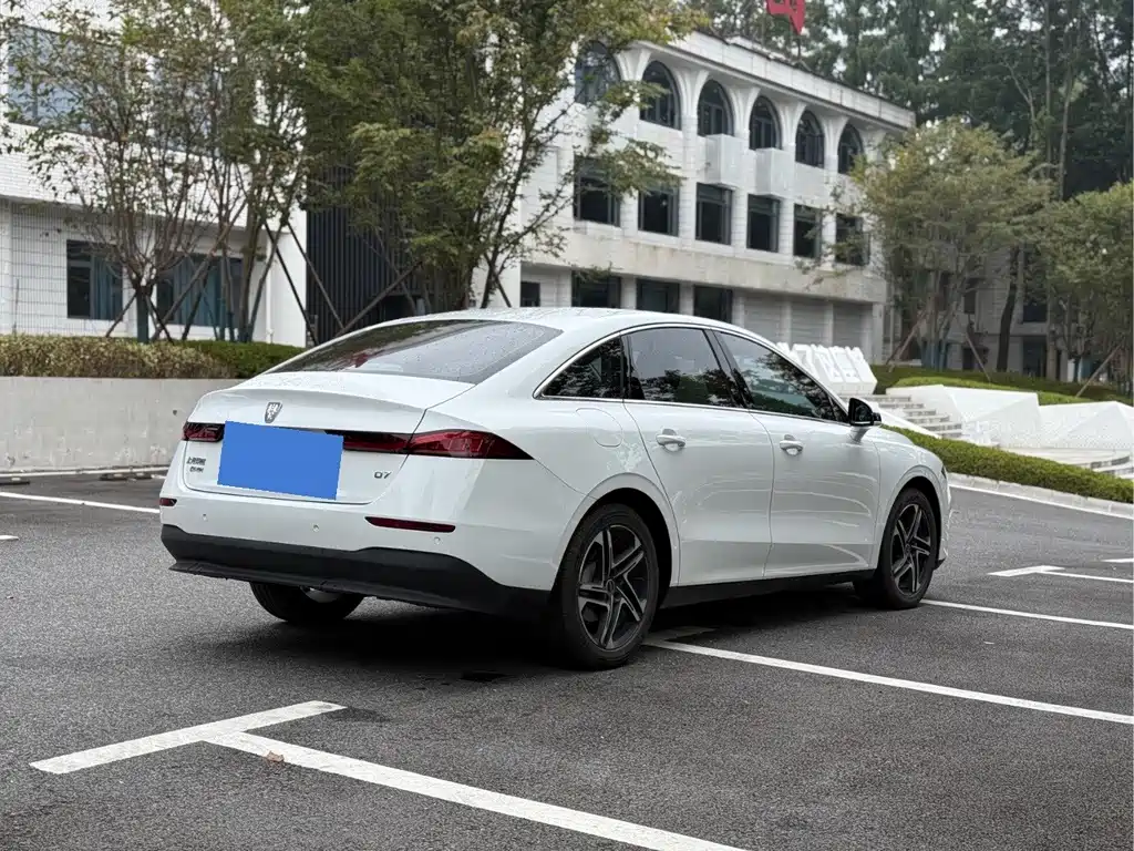 Roewe D7 — миниатюра 7