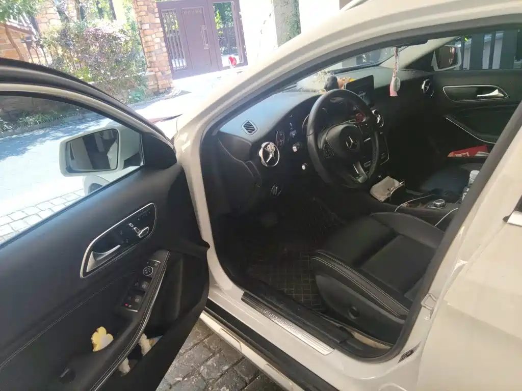 Mercedes-Benz GLA — миниатюра 17