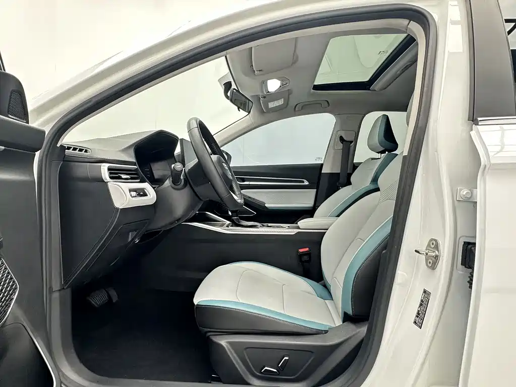 Geely Emgrand — миниатюра 4