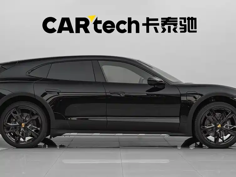 Porsche Taycan — миниатюра 11
