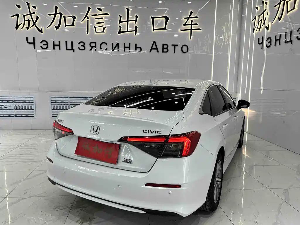 Honda Civic 2022 180TURBO CVT