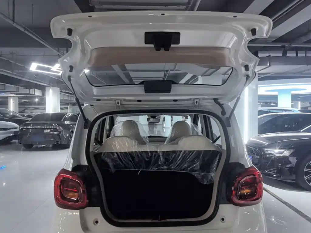 Wuling MINIEV — миниатюра 19