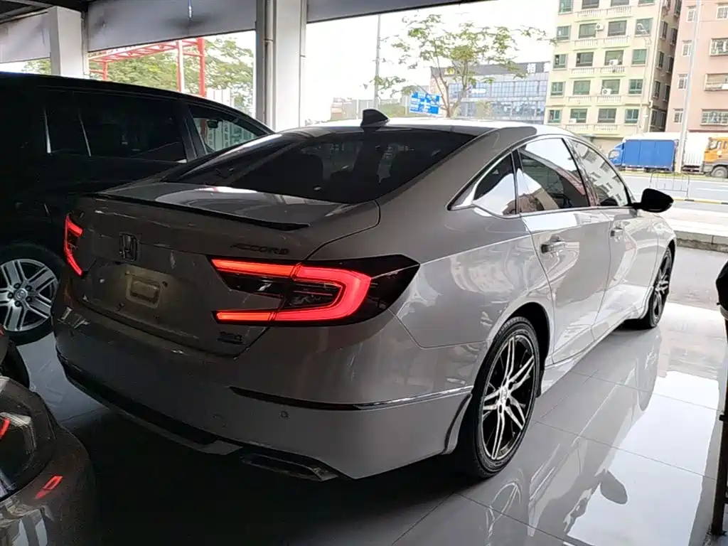 Honda Accord 2022 260TURBO Luxury
