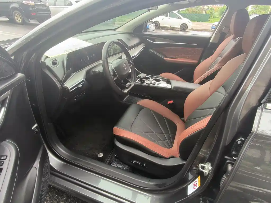 Changan Eado 2023 Enjoy PLUS NE 1.4T GDI DCT Luxury