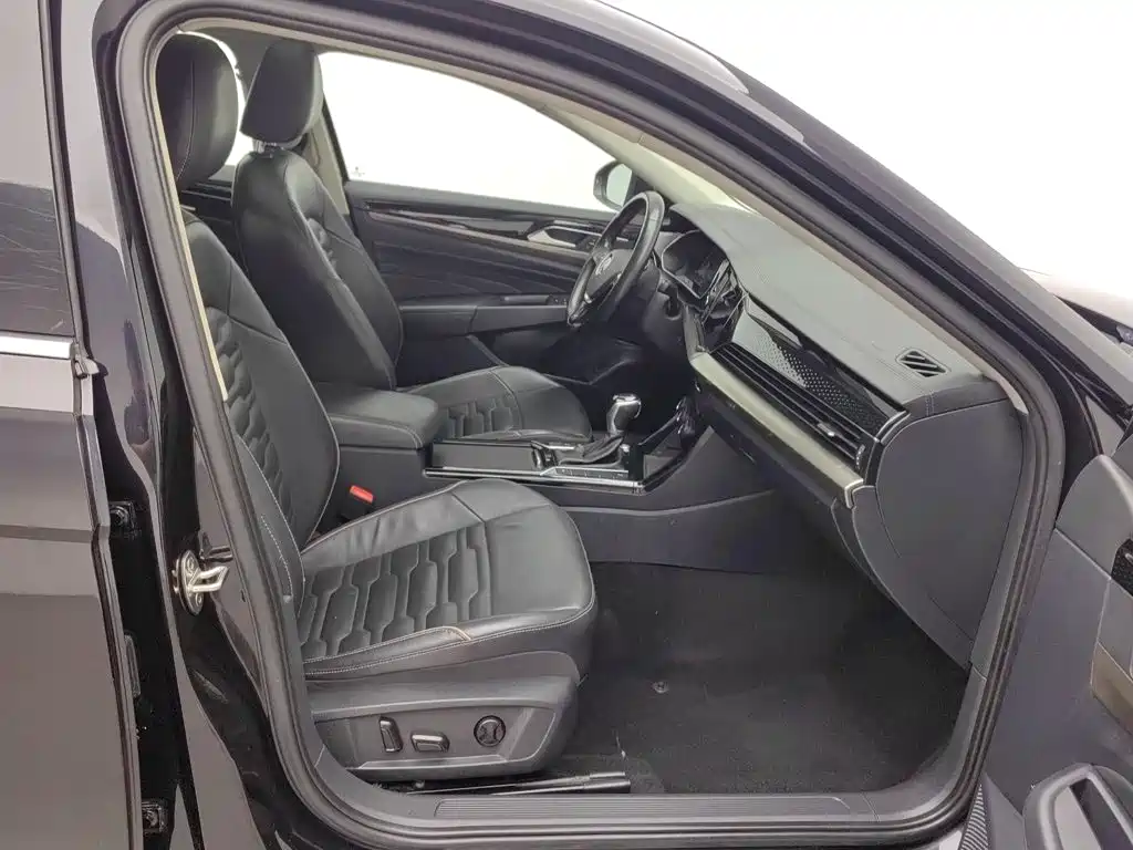 Volkswagen Passat — миниатюра 23