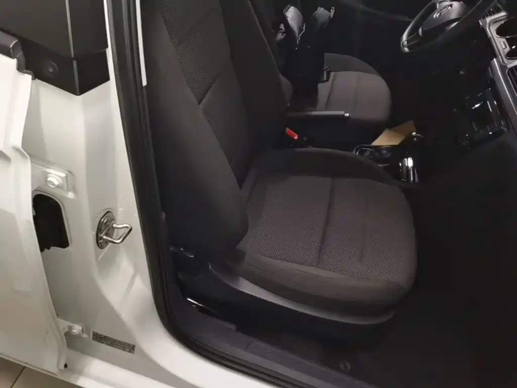 Volkswagen Bora — миниатюра 25