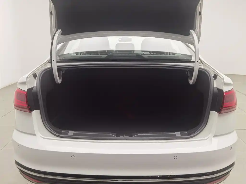 Volkswagen Bora — миниатюра 16