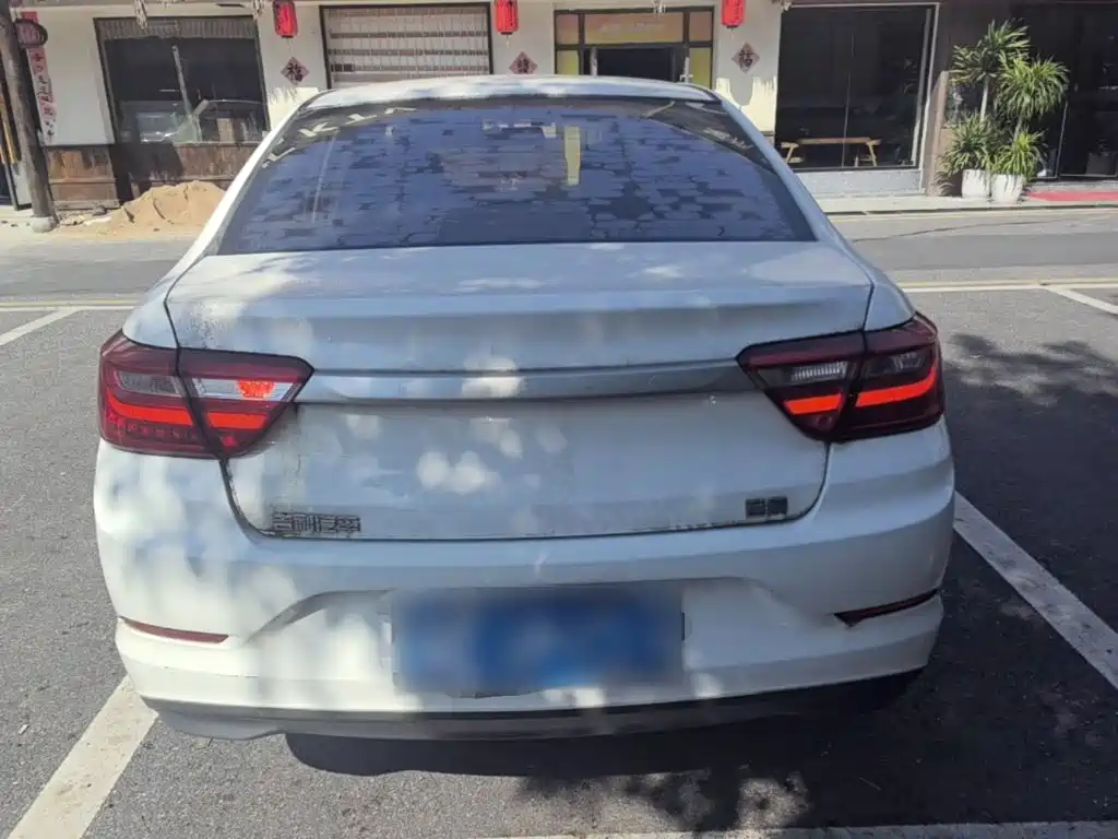 Geely Vision — миниатюра 6
