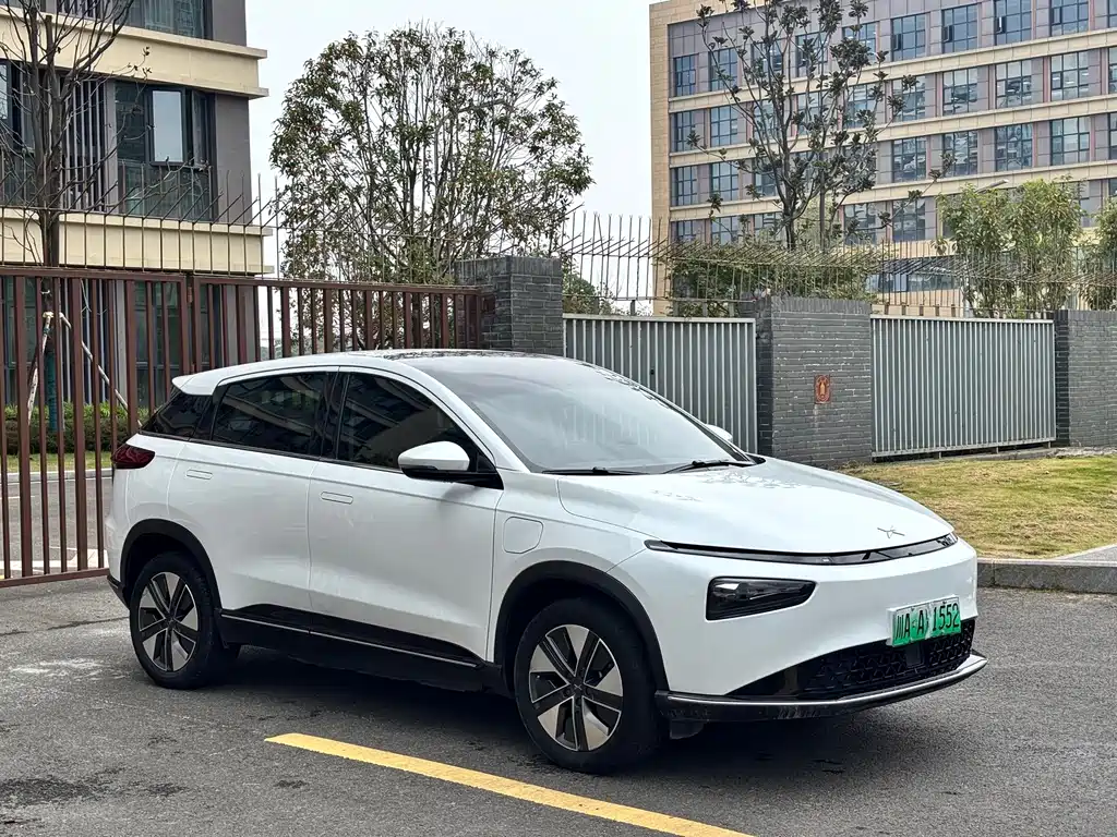 XPeng G3 — миниатюра 3