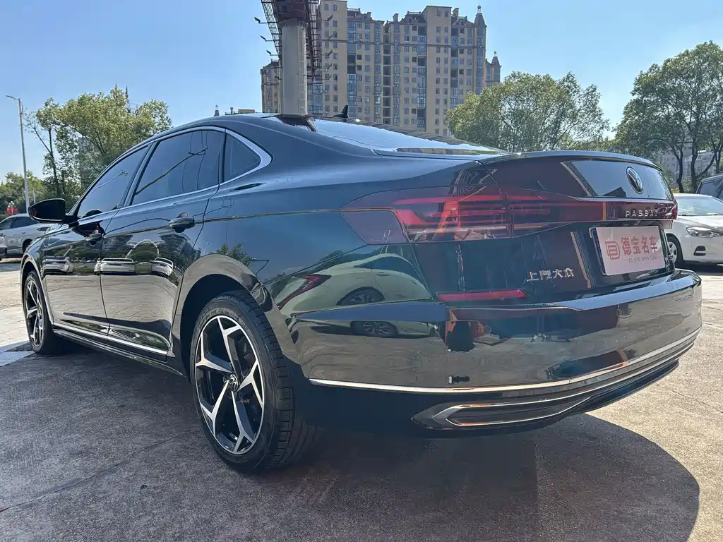 Volkswagen Passat — миниатюра 11