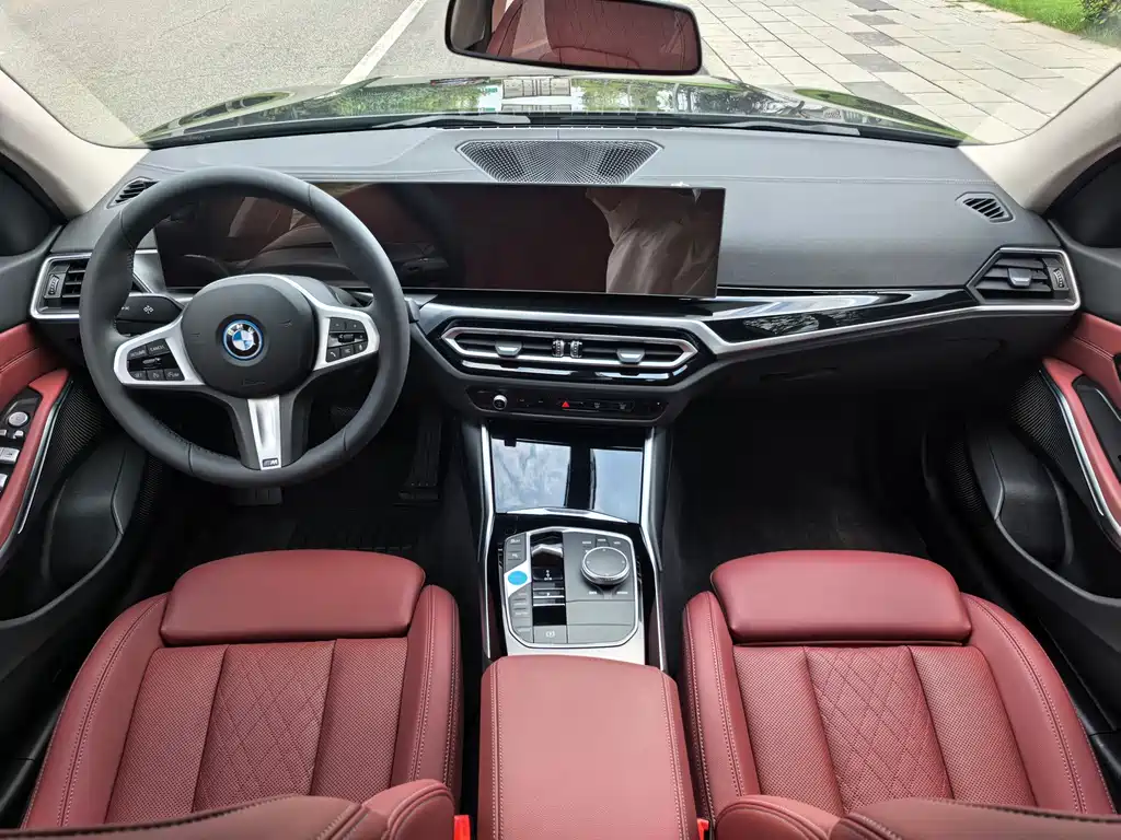 BMW i3 — миниатюра 9