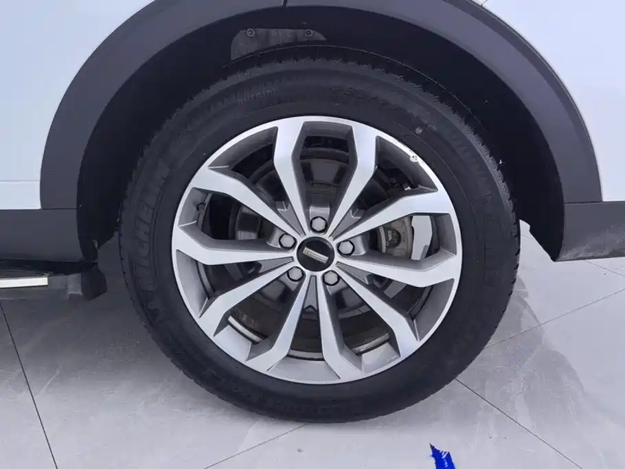 Wey Wey VV6 — миниатюра 6