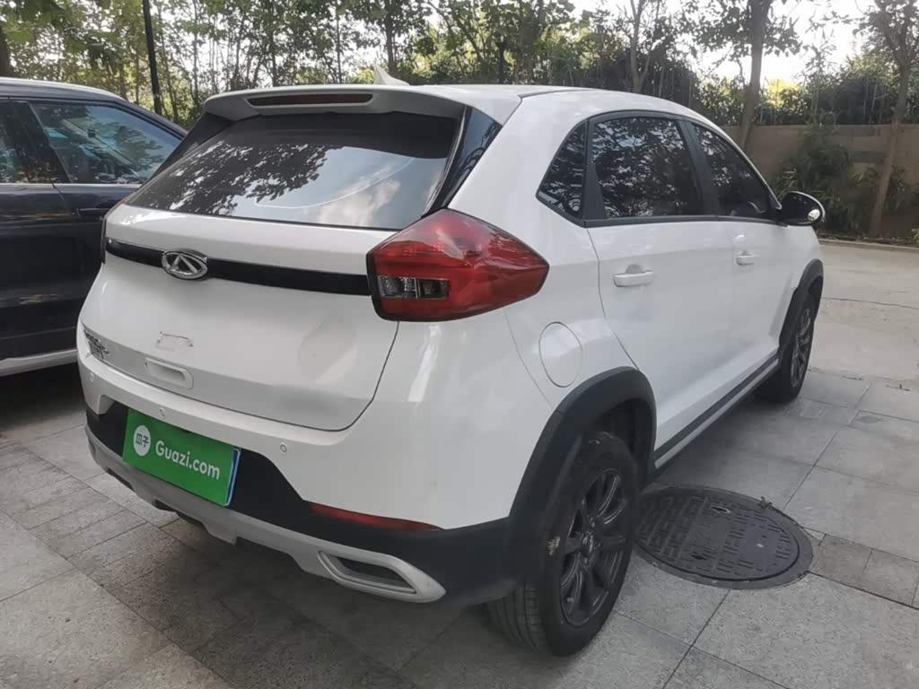 CHERY Tiggo 3x 1.5 л 2024 г. Белый, пробег 11399 км