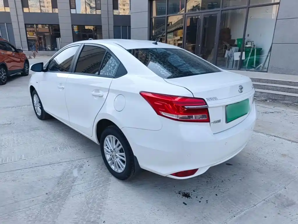 Toyota Vios — миниатюра 5