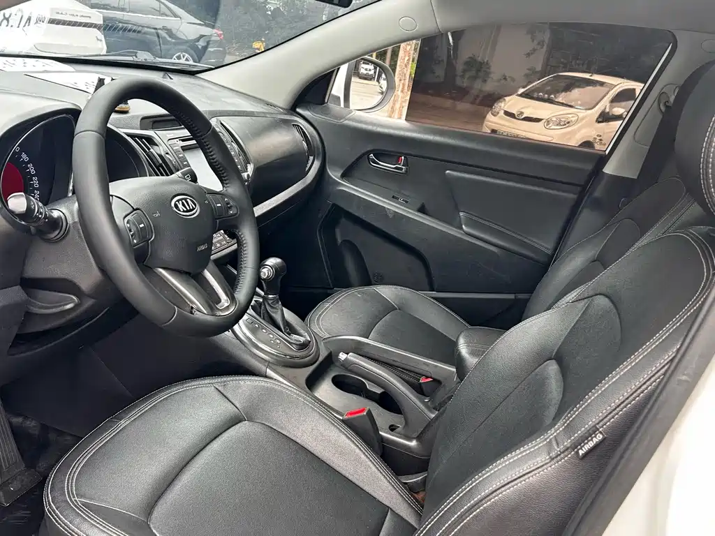 Kia Sportage — миниатюра 10