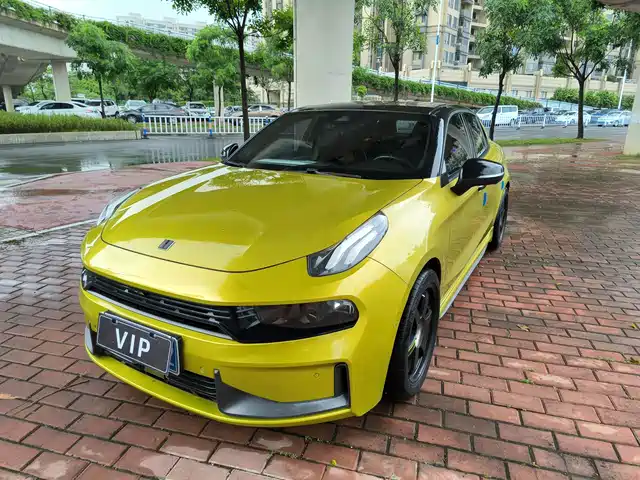 2020 Lynk & Co 03