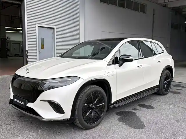 Maybach EQS SUV 2024 EQS 680 — фото 1
