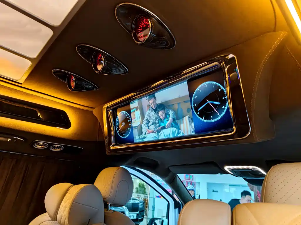 Mercedes-Benz Vito — миниатюра 13