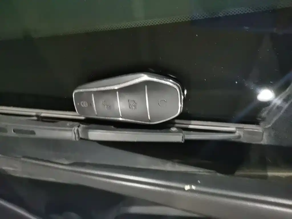 BYD e2 — миниатюра 10