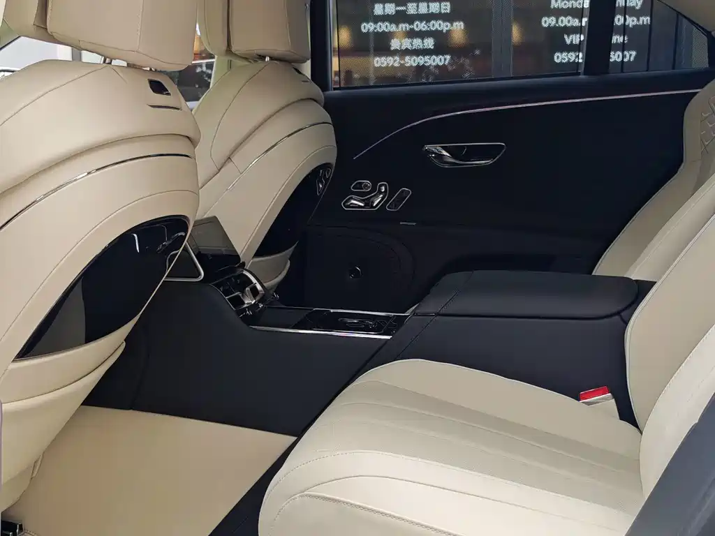 Bentley Flying Spur PHEV — миниатюра 20