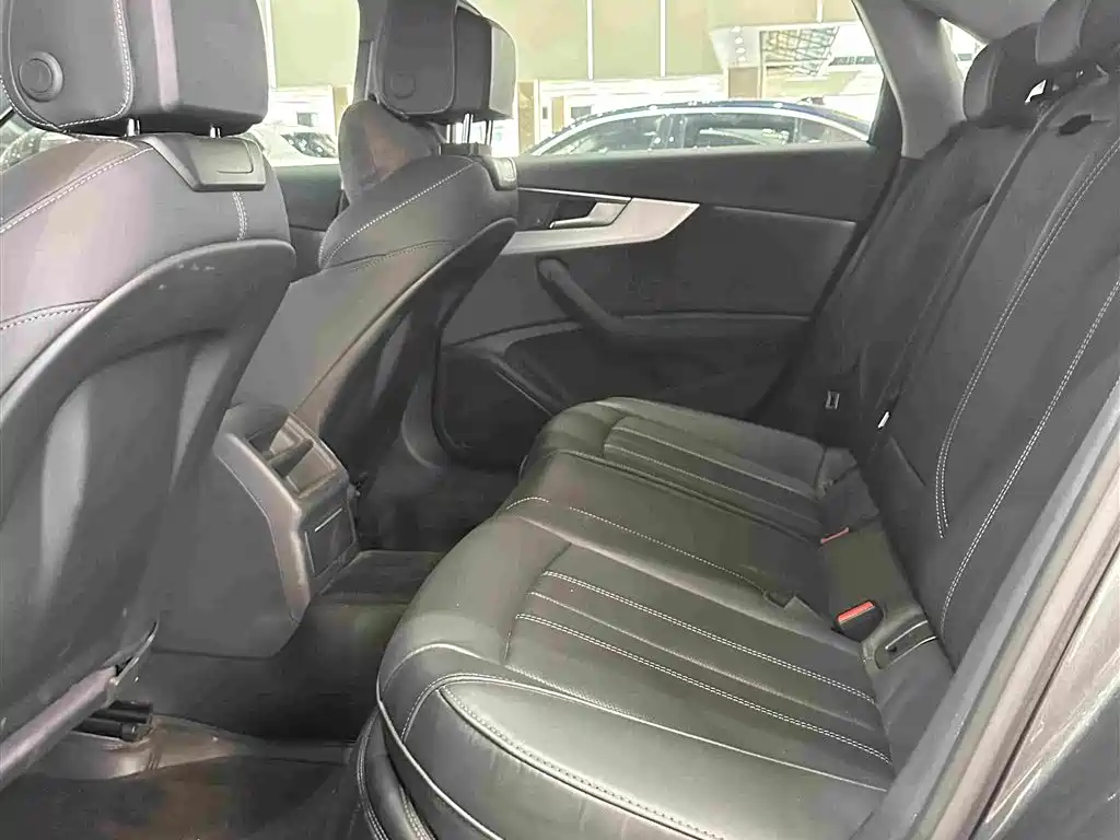 Audi A4L — миниатюра 9