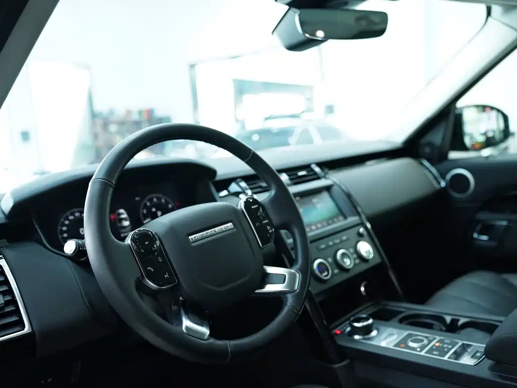Land Rover Discovery 2020 3.0 SC V6 SE