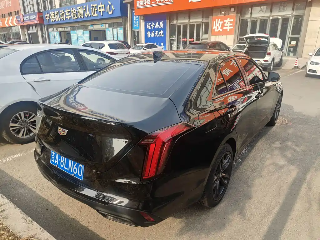 Cadillac CT4 — миниатюра 6