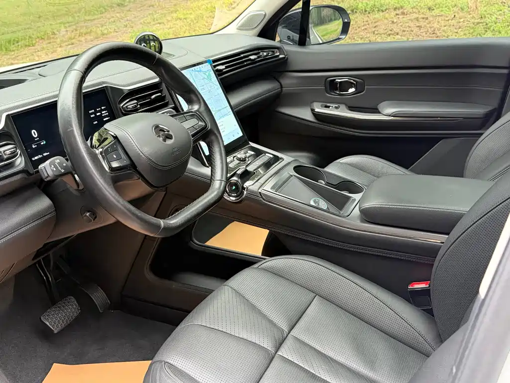 NIO ES8 — миниатюра 3