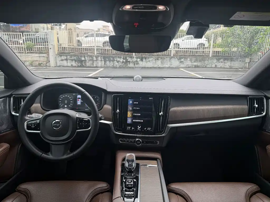 Volvo V90 — миниатюра 12