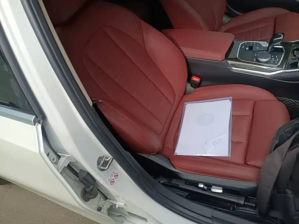 BMW 3 Series — миниатюра 25