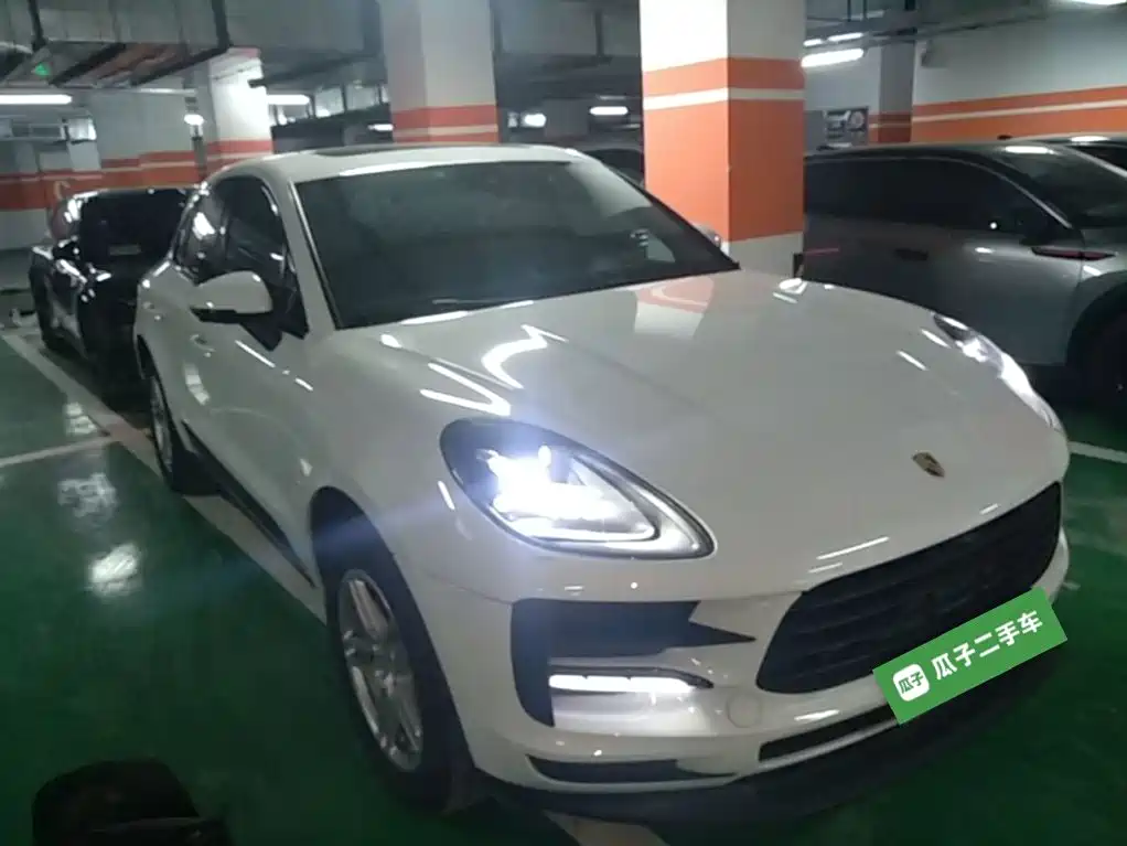 Porsche Macan — миниатюра 4