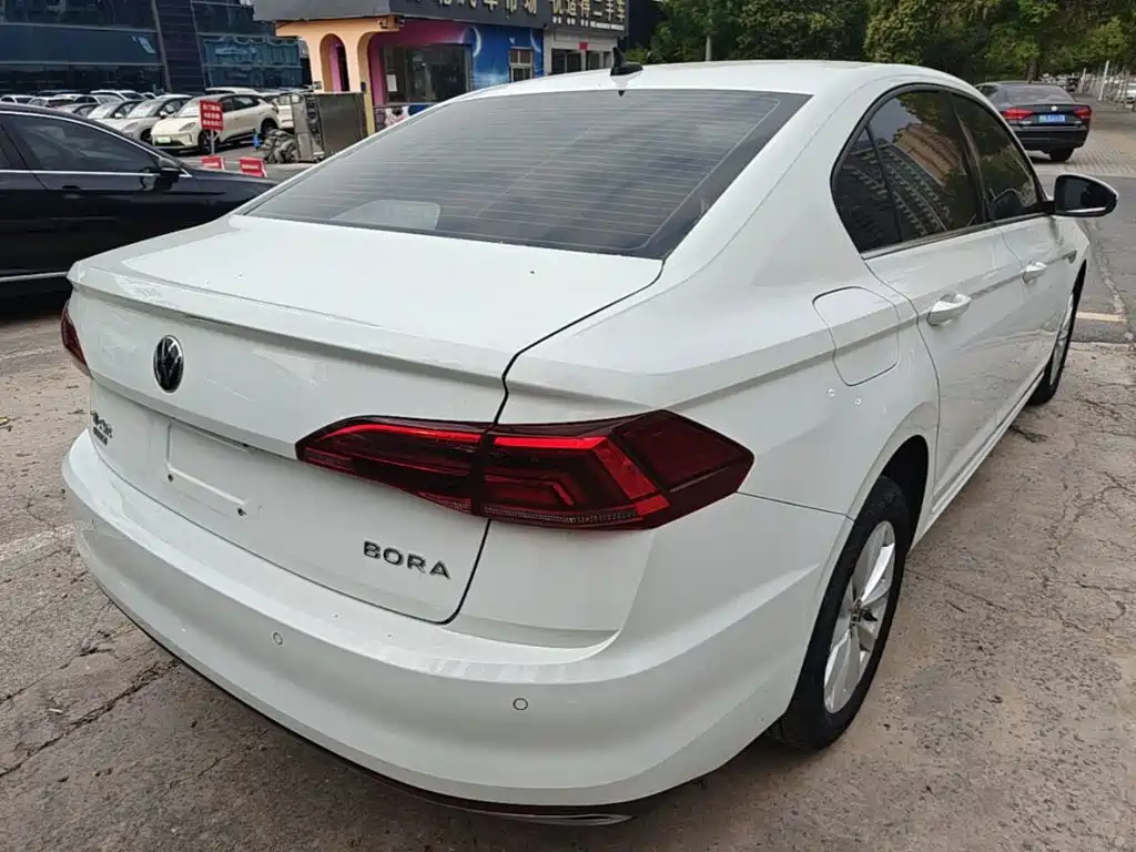 Volkswagen Bora — миниатюра 7