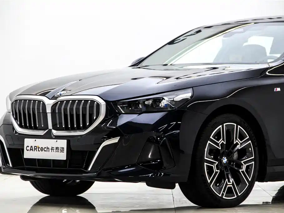 BMW 5 Series 5 2025 530Li Premium M Sport