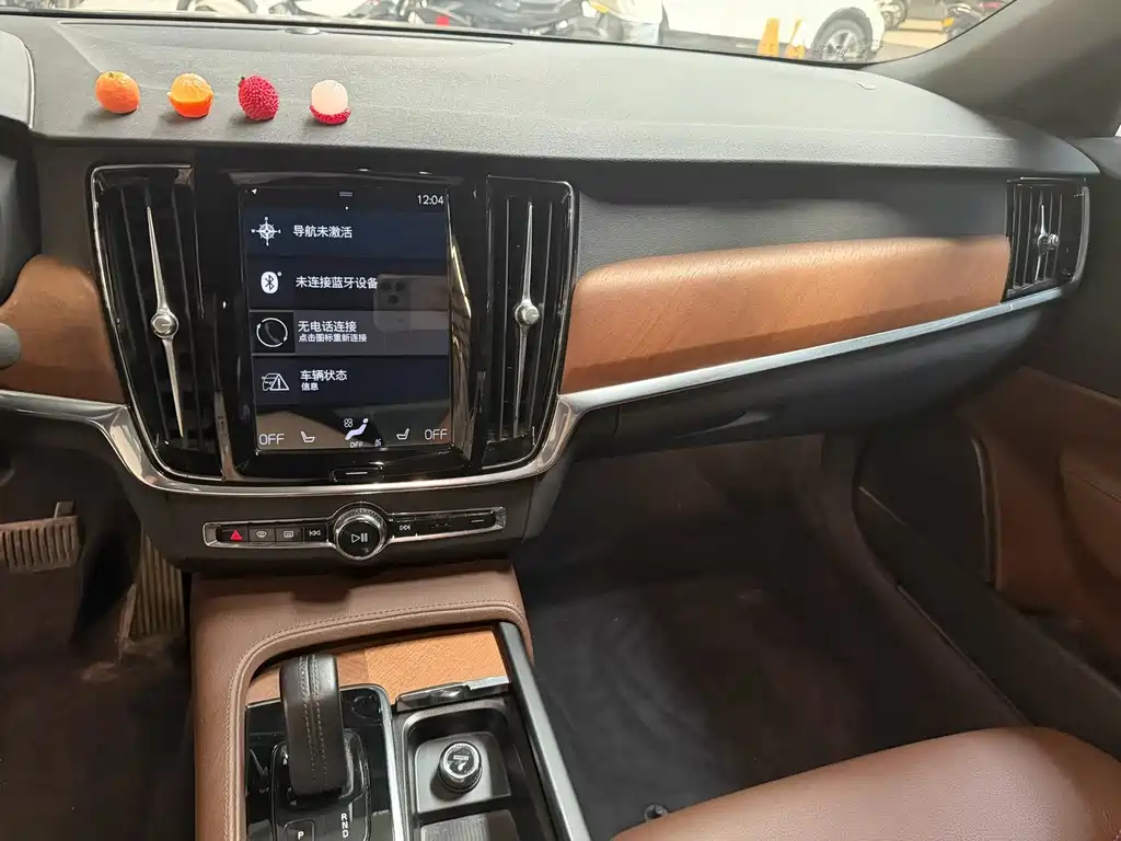 Volvo S90 — миниатюра 6