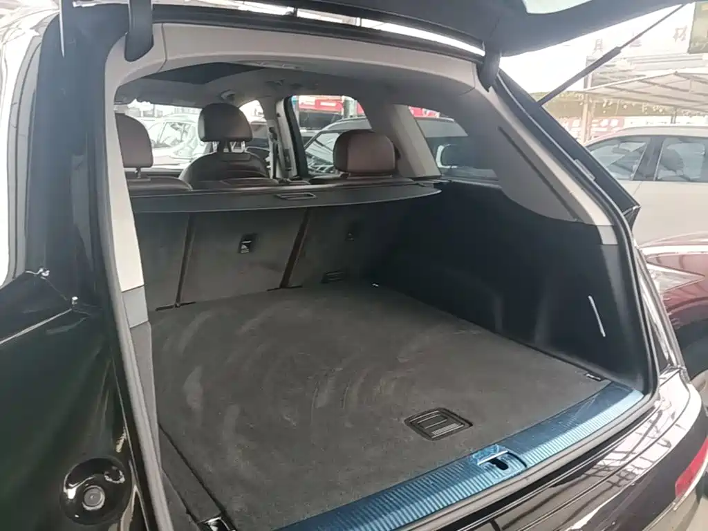 Audi Q7 — миниатюра 19