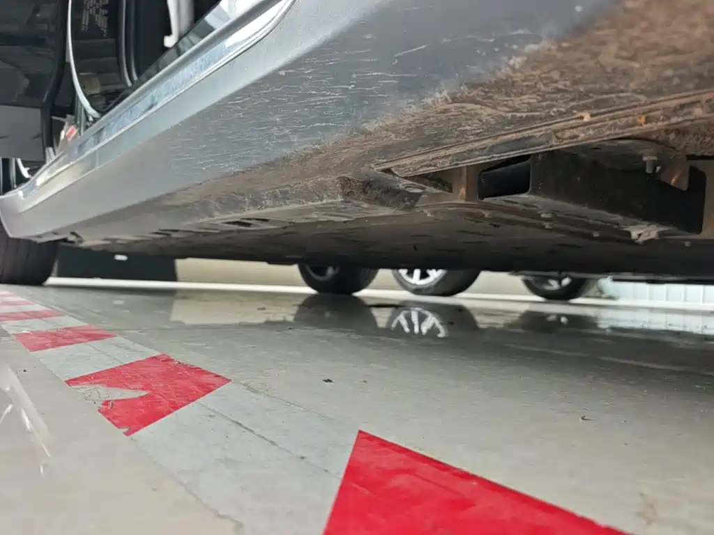 Hongqi Hongqi E-QM5 — миниатюра 21