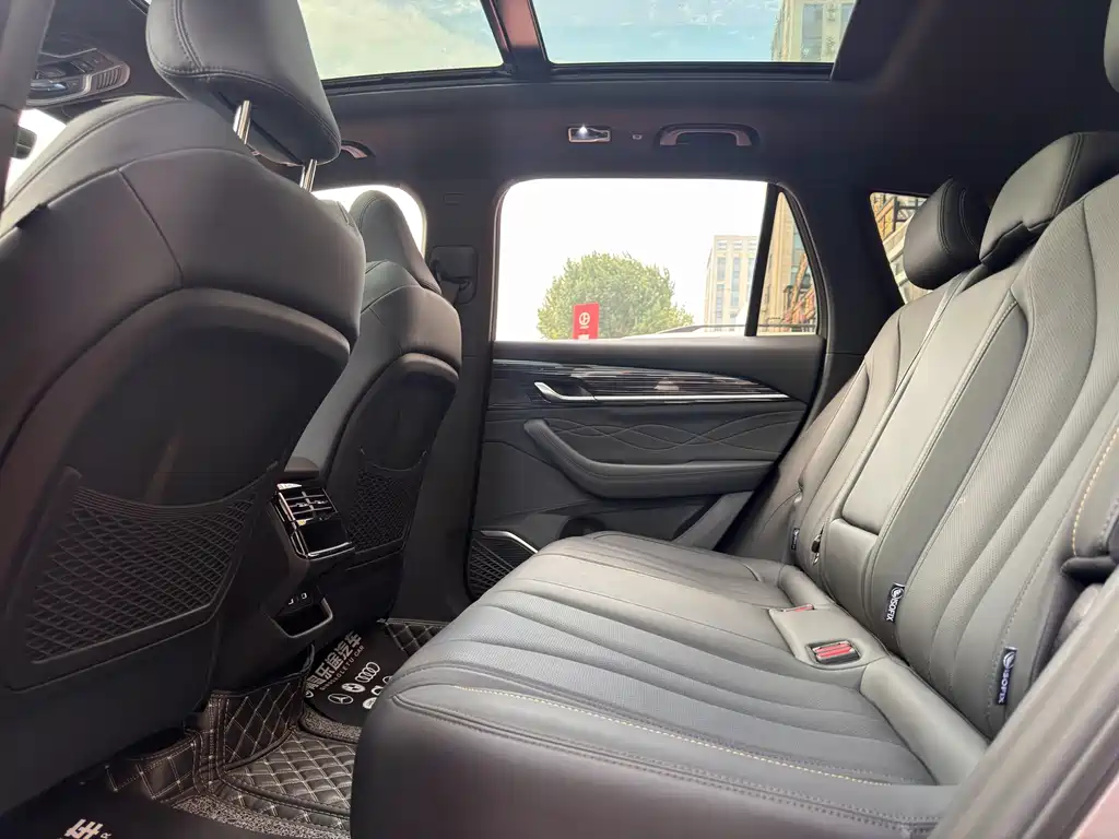 Geely Xingyue L — миниатюра 8